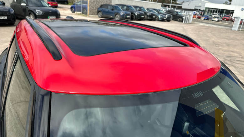 MINI Countryman 2.0 John Cooper Works ALL4 [Level 3] 5dr Auto Petrol Hatchback